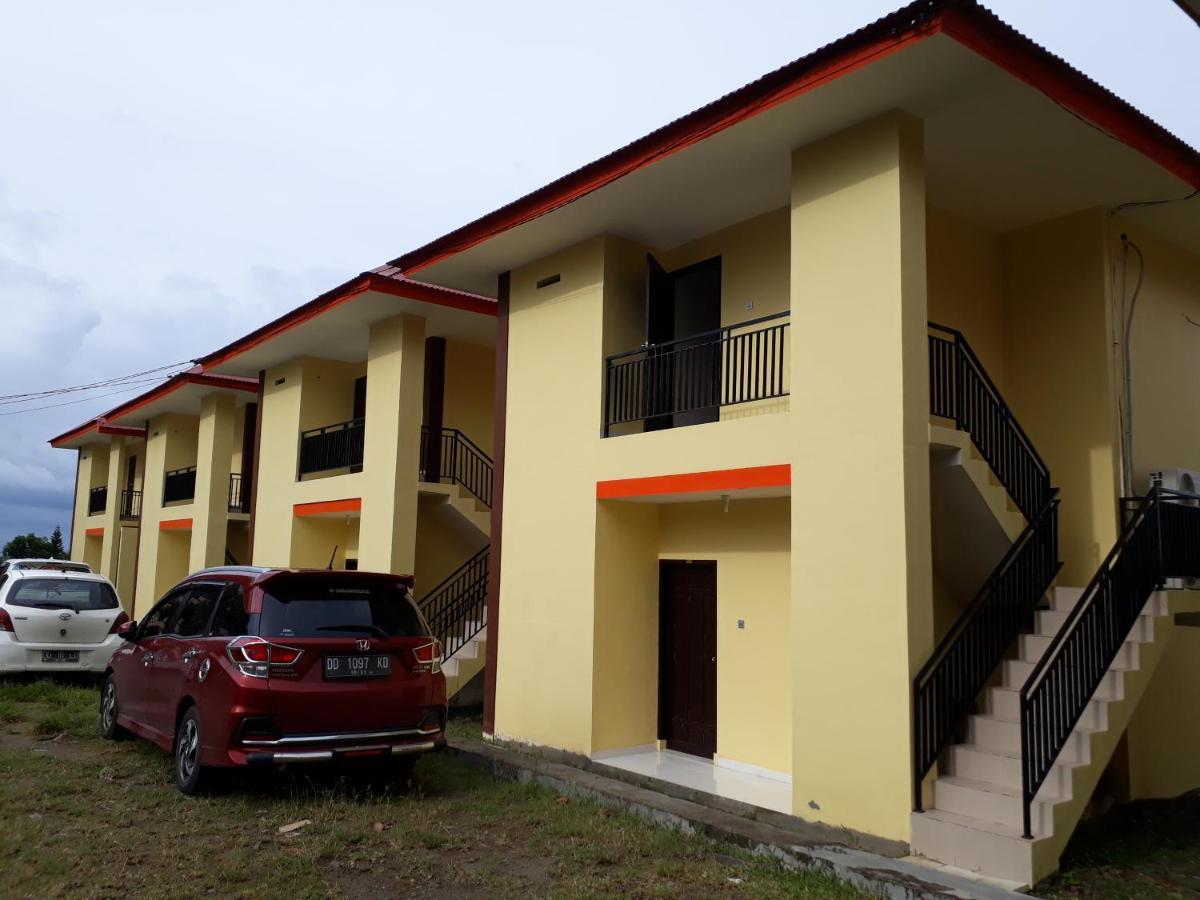 Bukit Kenari Hotel & Restaurant Pare-Pare Exterior photo