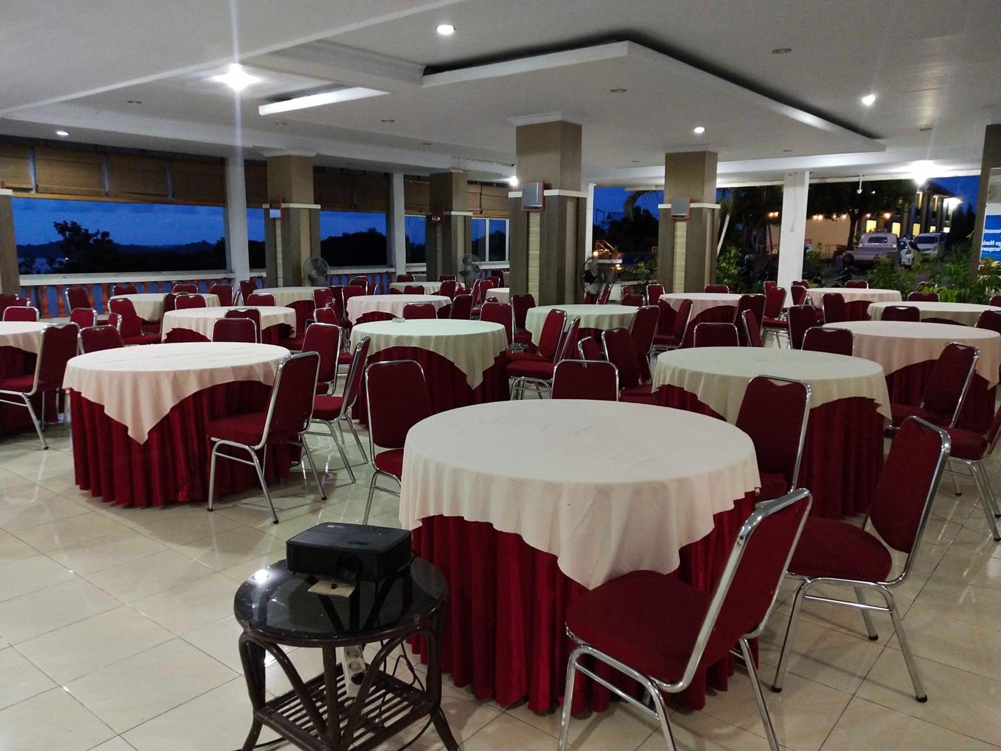 Bukit Kenari Hotel & Restaurant Pare-Pare Exterior photo